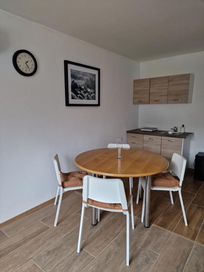 Origo Rooms And Apartments Stahovica Bagian luar foto